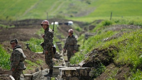 ОДРЖАН САСТАНАК У БРИСЕЛУ: ЕУ позвала Азербејџан и Јерменију да договоре мир