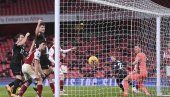 ARSENAL PORAŽEN U DERBIJU ZAČELJA: Barnli savladao topdžije, Lester ubedljiv! ARSENAL PORAŽEN U DERBIJU ZAČELJA: Barnli savladao topdžije, Lester ubedljiv!