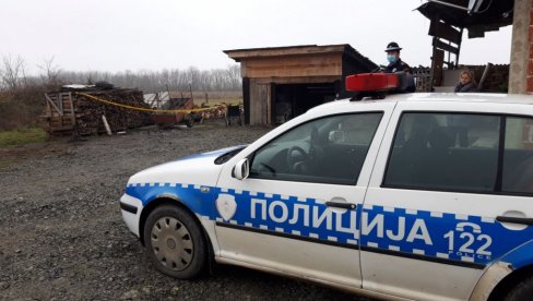 УБИЛИ ЧОБАНИНА НА ЛИВАДИ? Стравичан злочин усред ноћи, човек претучен насмрт УБИЛИ ЧОБАНИНА НА ЛИВАДИ? Стравичан злочин усред ноћи, човек претучен насмрт