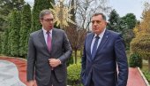 MEĐUNARODNI ZVANIČNICI PRIZNALI: Dodik je u pravu kad traži da se poštuje Dejtonski sporazum