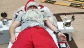 КРВ ДАЛО 60 ЉУДИ, МЕЂУ ЊИМА И ДЕДА МРАЗ: Суботичани још једном показали колико су хумани КРВ ДАЛО 60 ЉУДИ, МЕЂУ ЊИМА И ДЕДА МРАЗ: Суботичани још једном показали колико су хумани