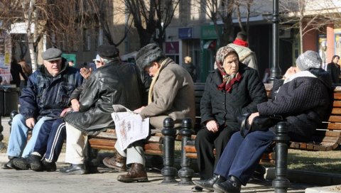 БРАНИОЦИ НА МАРГИНИ: Више од 2.500 војних пензионера бивши режим годинама дискриминисао БРАНИОЦИ НА МАРГИНИ: Више од 2.500 војних пензионера бивши режим годинама дискриминисао