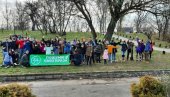 NOVIH 388 SADNICA NA KEJU: Radna akcija Pošumi svoj kraj žitelja novobeogradskih blokova 70 I 70A