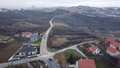 ВЕЗА ГРОЦКЕ И ЗВЕЗДАРЕ: Нова саобраћајница спојила Мали Мокри Луг и Калуђерицу ВЕЗА ГРОЦКЕ И ЗВЕЗДАРЕ: Нова саобраћајница спојила Мали Мокри Луг и Калуђерицу
