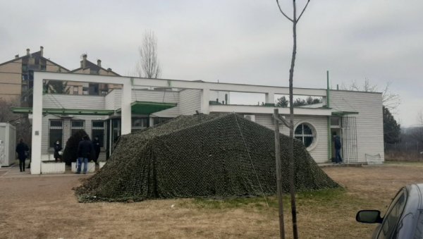 РАСТЕ БРОЈ ОБОЛЕЛИХ У НИШУ: Регистровано скоро 300 новозаражених РАСТЕ БРОЈ ОБОЛЕЛИХ У НИШУ: Регистровано скоро 300 новозаражених