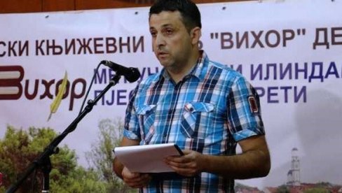 ЛЕП ГЕСТ ДЕРВЕНТСКОГ НОВИНАРА-ПОЕТЕ: Симић од продаје књиге дели пакете најугроженијим суграђанима ЛЕП ГЕСТ ДЕРВЕНТСКОГ НОВИНАРА-ПОЕТЕ: Симић од продаје књиге дели пакете најугроженијим суграђанима