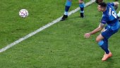 OVAKAV AUTOGOL NIKAD NISTE VIDELI: Dejan Lovren grudima lobovao svog golmana (VIDEO) OVAKAV AUTOGOL NIKAD NISTE VIDELI: Dejan Lovren grudima lobovao svog golmana (VIDEO)