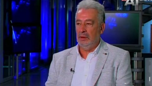 BESPLATNI SAVET: Profesor Mirović objasnio Krivokapiću kako da smeni Katnića i Lazovića BESPLATNI SAVET: Profesor Mirović objasnio Krivokapiću kako da smeni Katnića i Lazovića