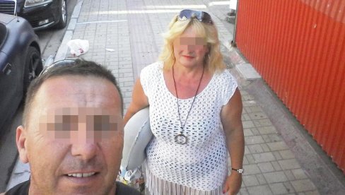DETALJI UŽASA KOD PETROVCA NA MLAVI: Dejan uzeo pištolj zbog korone, pa umalo da ubije suprugu i ćerku DETALJI UŽASA KOD PETROVCA NA MLAVI: Dejan uzeo pištolj zbog korone, pa umalo da ubije suprugu i ćerku