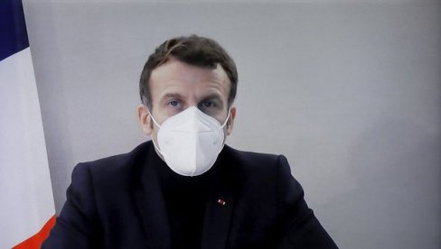 МАКРОН ПРОМЕНИО МИШЉЕЊЕ О УПОТРЕБИ СПУТЊИКА ВЕ: Не мислим да је руска вакцина данас решење за убрзање имунизације становништва МАКРОН ПРОМЕНИО МИШЉЕЊЕ О УПОТРЕБИ СПУТЊИКА ВЕ: Не мислим да је руска вакцина данас решење за убрзање имунизације становништва