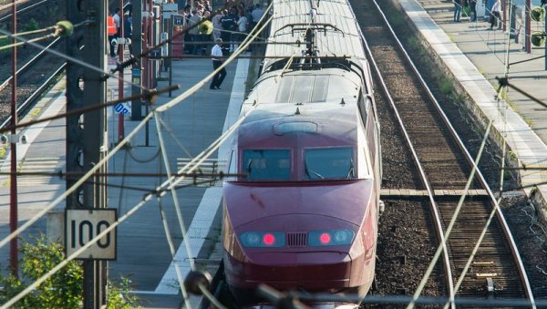 ДОНЕТА ПРЕСУДА У ПАРИЗУ: Доживотна робија за неуспелог атентатора из супербрзог воза (ФОТО+ВИДЕО) ДОНЕТА ПРЕСУДА У ПАРИЗУ: Доживотна робија за неуспелог атентатора из супербрзог воза (ФОТО+ВИДЕО)