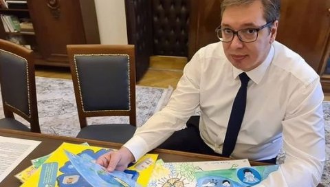 ХВАЛА ДЕЦИ: Председник се похвалио на Инстаграму цртежима најмлађих, који ће красити зидове ковид болница у Крушевцу и Батајници (ФОТО) ХВАЛА ДЕЦИ: Председник се похвалио на Инстаграму цртежима најмлађих, који ће красити зидове ковид болница у Крушевцу и Батајници (ФОТО)
