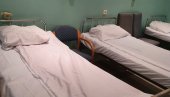 БРОЈЕВИ У ПЧИЊСКОМ ОКРУГУ: У ковид болницама хоспитализована 192 пацијента БРОЈЕВИ У ПЧИЊСКОМ ОКРУГУ: У ковид болницама хоспитализована 192 пацијента