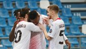 MILAN I DALJE SA VRHA GLEDA RIVALE: Rosoneri mogu i bez Ibrahimovića (VIDEO) MILAN I DALJE SA VRHA GLEDA RIVALE: Rosoneri mogu i bez Ibrahimovića (VIDEO)