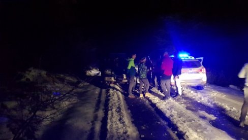 NA OVOJ LOKACIJI SU PRONAĐENI MILICA I STEFAN: Novi detalji potrage za mladim planinarima (FOTO) NA OVOJ LOKACIJI SU PRONAĐENI MILICA I STEFAN: Novi detalji potrage za mladim planinarima (FOTO)