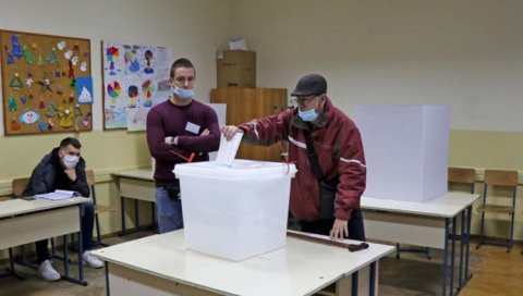 ИЗБОРИ У МОСТАРУ НАКОН 12 ГОДИНА: Срби сигурно добили представнике у већу града на Неретви ИЗБОРИ У МОСТАРУ НАКОН 12 ГОДИНА: Срби сигурно добили представнике у већу града на Неретви