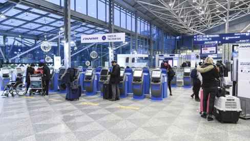 VIŠE SREĆE, NEGO PAMETI: Kao iz filma -Turista propustio let za povratak kući, pa 14 dana živeo na aerodromu bez novca i prtljaga VIŠE SREĆE, NEGO PAMETI: Kao iz filma -Turista propustio let za povratak kući, pa 14 dana živeo na aerodromu bez novca i prtljaga