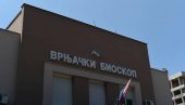 ПОНОВО РАДИ БИОСКОП: Врњчани и гости ће моћи да уживају у две пројекције дневно ПОНОВО РАДИ БИОСКОП: Врњчани и гости ће моћи да уживају у две пројекције дневно