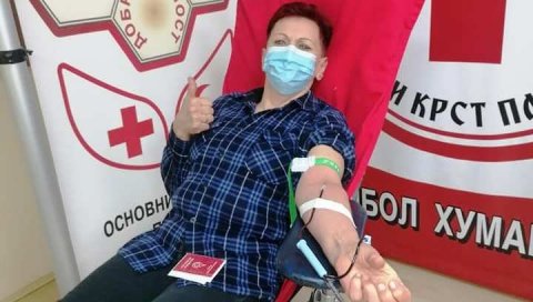 ДАВАОЦИ КРВИ ПОНОВО НА ВИСИНИ ЗАДАТКА: У последњој акицји у децембру 30 Параћинаца донирало најдрагоценију течност ДАВАОЦИ КРВИ ПОНОВО НА ВИСИНИ ЗАДАТКА: У последњој акицји у децембру 30 Параћинаца донирало најдрагоценију течност