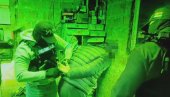 LEZI DOLE, POLICIJA! Pet neverovatnih hapšenja dilera u akciji Gnev (VIDEO) LEZI DOLE, POLICIJA! Pet neverovatnih hapšenja dilera u akciji Gnev (VIDEO)