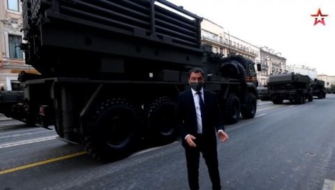 РУСИ ДОБИЛИ НОВИ СИСТЕМ КОЈИ РАСИПА МИНЕ: „Земљеделије“ може непријатељу да постави минско поље било које сложености (ВИДЕО) РУСИ ДОБИЛИ НОВИ СИСТЕМ КОЈИ РАСИПА МИНЕ: „Земљеделије“ може непријатељу да постави минско поље било које сложености (ВИДЕО)