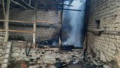 НАПАДНУТА СРПСКА ПОРОДИЦА НА КОСМЕТУ: Спаљени помоћни објекти, обијена кућа - пуком срећом избегнута трагедија (ФОТО)