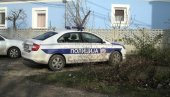 КРВАВИ БАДЊИ ДАН КОД ЧАЧКА: Филипу (25) експлодирала бомба у руци, остао без шаке КРВАВИ БАДЊИ ДАН КОД ЧАЧКА: Филипу (25) експлодирала бомба у руци, остао без шаке