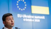 ИШИНГЕР РУШИ СНОВЕ КИЈЕВА: Украјина да не гаји илузије о скором придруживању ЕУ ИШИНГЕР РУШИ СНОВЕ КИЈЕВА: Украјина да не гаји илузије о скором придруживању ЕУ