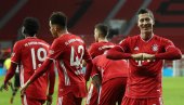 NAVIJAČI IZABRALI NAJBOLJI TIM: Igrači Bajerna dominiraju, Mesi i Ronaldo su i dalje tu NAVIJAČI IZABRALI NAJBOLJI TIM: Igrači Bajerna dominiraju, Mesi i Ronaldo su i dalje tu