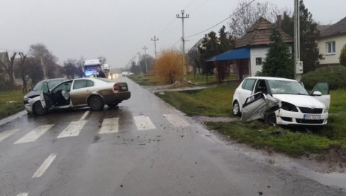 DAMJANOVIĆU POZLILO, PA IZAZVAO SUDAR? Detalji nesreće u Sivcu, predsednik SO Kula zbog teških povreda prebačen u Beograd (FOTO) DAMJANOVIĆU POZLILO, PA IZAZVAO SUDAR? Detalji nesreće u Sivcu, predsednik SO Kula zbog teških povreda prebačen u Beograd (FOTO)
