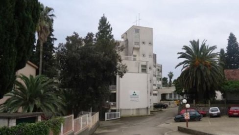 SAOPŠTENJE LEKARSKE KOMORE CG: Ministarstvo zdravlja svesno gasi bolnicu Meljine SAOPŠTENJE LEKARSKE KOMORE CG: Ministarstvo zdravlja svesno gasi bolnicu Meljine