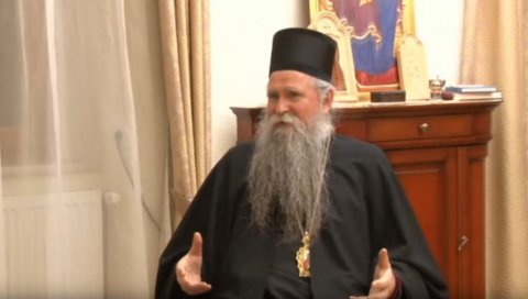 СТАВИО ТАЧКУ: Јоаникије демантовао спекулације - Амфилохије није оставио тестамент, већ само приватну поруку (ВИДЕО) СТАВИО ТАЧКУ: Јоаникије демантовао спекулације - Амфилохије није оставио тестамент, већ само приватну поруку (ВИДЕО)