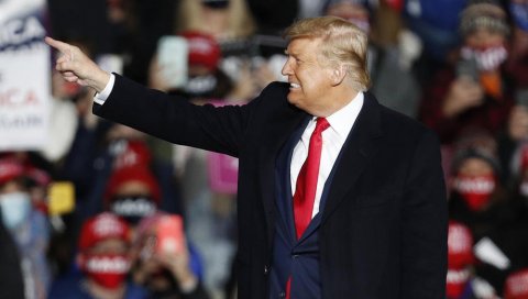 ТРАМПОВА ОФАНЗИВА У ПОСЛЕДЊИ ЧАС: Поднета тужба Врховном суду САД! (ФОТО) ТРАМПОВА ОФАНЗИВА У ПОСЛЕДЊИ ЧАС: Поднета тужба Врховном суду САД! (ФОТО)