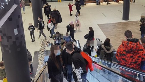 SA TRŽIŠTA SRBIJE SE POVLAČI PROIZVOD ZA DECU: Oglasilo se ministarstvo - razlog je rizik od povreda SA TRŽIŠTA SRBIJE SE POVLAČI PROIZVOD ZA DECU: Oglasilo se ministarstvo - razlog je rizik od povreda