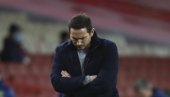 LAMPARD DOBIO OTKAZ: Tuhel seda na klupu Čelsija