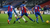 PREMIJER LIGA: Remi Kristal Palasa i Lestera, Barns doneo bod lisicama PREMIJER LIGA: Remi Kristal Palasa i Lestera, Barns doneo bod lisicama
