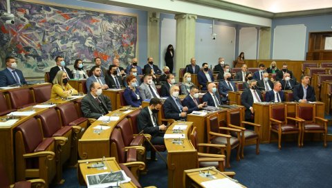 НОВИ ЗАКОН ШТИТИ ЦРКВУ: Пред посланике парламента у Подгорици стигле измене контроверзног прописа о слободи вероисповести НОВИ ЗАКОН ШТИТИ ЦРКВУ: Пред посланике парламента у Подгорици стигле измене контроверзног прописа о слободи вероисповести