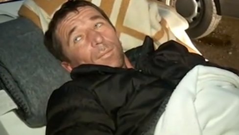 ЕВАКУАЦИЈА ПАЦИЈЕНАТА: У петроњској болници нема струје, ни грејања ЕВАКУАЦИЈА ПАЦИЈЕНАТА: У петроњској болници нема струје, ни грејања