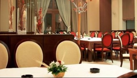 ЗВАНИЧНА ОДЛУКА! Важи за све хотеле у Србији: Гости ће 31. децембра уместо свечане вечере добити ланч пакет ЗВАНИЧНА ОДЛУКА! Важи за све хотеле у Србији: Гости ће 31. децембра уместо свечане вечере добити ланч пакет