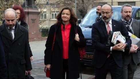 ГРДИ СТРАНЦЕ, ПОМИЊЕ БОЈКОТ: Лидер ССП незадовољан поруком европарламентараца око међустраначког дијалога ГРДИ СТРАНЦЕ, ПОМИЊЕ БОЈКОТ: Лидер ССП незадовољан поруком европарламентараца око међустраначког дијалога