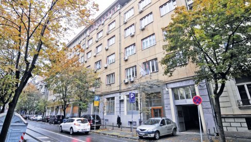 OBUKA BIZNISMENA: Ostalo još 200 slobodnih mesta u programu za preduzetnike OBUKA BIZNISMENA: Ostalo još 200 slobodnih mesta u programu za preduzetnike