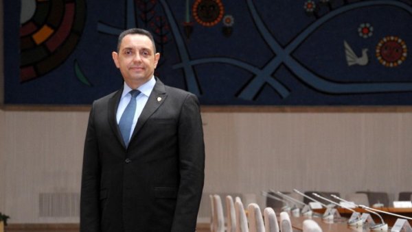 ВУЛИН ЧЕСТИТАО ПРАЗНИК: Нека нам љубав и милост Божја буде непресушна инспирација у чињењу општег добра ВУЛИН ЧЕСТИТАО ПРАЗНИК: Нека нам љубав и милост Божја буде непресушна инспирација у чињењу општег добра