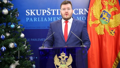МОМО КОПРИВИЦА: Одлазак Меденице је добра вест за државу, понижење за Судски савет МОМО КОПРИВИЦА: Одлазак Меденице је добра вест за државу, понижење за Судски савет