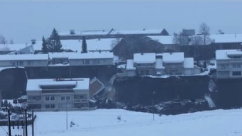 STRAVIČNI PRIZORI U NORVEŠKOJ: Klizište progutalo deo sela, 12 osoba nestalo (VIDEO) STRAVIČNI PRIZORI U NORVEŠKOJ: Klizište progutalo deo sela, 12 osoba nestalo (VIDEO)