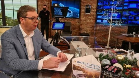 ПОМОЋ ХРВАТСКОЈ ЈЕ НАША ЉУДСКА ОБАВЕЗА Вучић јасан по питању одлуке о милион евра: То је наш посао, да помогнемо свима у комшилуку ПОМОЋ ХРВАТСКОЈ ЈЕ НАША ЉУДСКА ОБАВЕЗА Вучић јасан по питању одлуке о милион евра: То је наш посао, да помогнемо свима у комшилуку