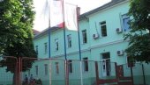 ТОПЛО У ДРУГОМ ПОЛУГОДИШТУ: Поправљено грејање у сали Хемијско-медицинске школе у Вршцу ТОПЛО У ДРУГОМ ПОЛУГОДИШТУ: Поправљено грејање у сали Хемијско-медицинске школе у Вршцу
