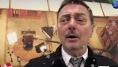 НАЈВАЖНИЈЕ ЈЕ ЗДРАВЉЕ И БОГАТСТВО ДУХА: Новогодишња честитка Драгана Којића Кебе (ВИДЕО) НАЈВАЖНИЈЕ ЈЕ ЗДРАВЉЕ И БОГАТСТВО ДУХА: Новогодишња честитка Драгана Којића Кебе (ВИДЕО)