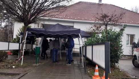 VIRUS KORONA U LOZNICI: U Opštoj bolnici na lečenju 131 pacijent VIRUS KORONA U LOZNICI: U Opštoj bolnici na lečenju 131 pacijent