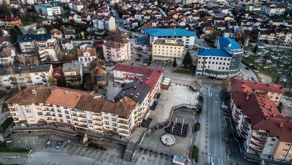 ЕПИДЕМИОЛОШКА СИТУАЦИЈА У ПРЊАВОРУ: За седам дана седам преминулих, 33 заражена ЕПИДЕМИОЛОШКА СИТУАЦИЈА У ПРЊАВОРУ: За седам дана седам преминулих, 33 заражена