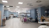 ИЗДАЛО ГА СРЦЕ: Ковид пацијент који је имао скоро 300 килограма преминуо у Нишу ИЗДАЛО ГА СРЦЕ: Ковид пацијент који је имао скоро 300 килограма преминуо у Нишу